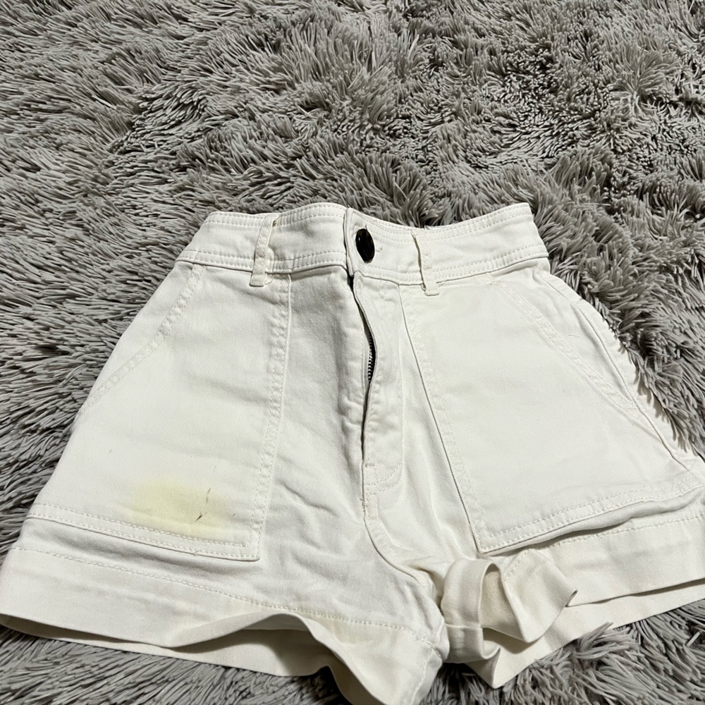 H&M Cream High Waist Women's Shorts